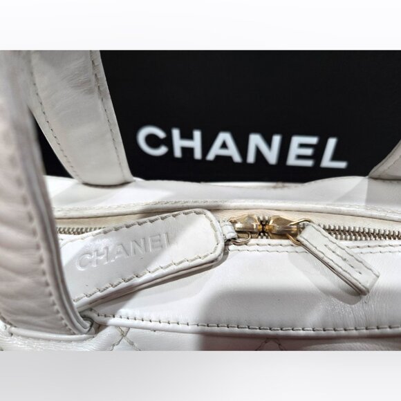 Preloved Chanel Bowler Handbag - Picture 3 of 11